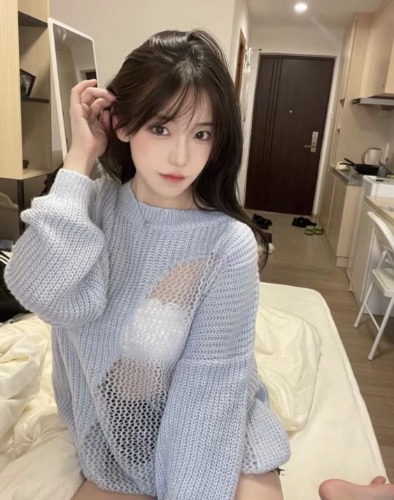 公寓小sao女.身材爆灯屁股很翘，服务走心